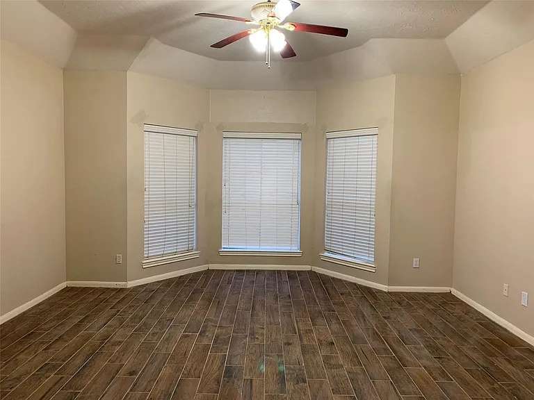731 Annies Way — Photo 14