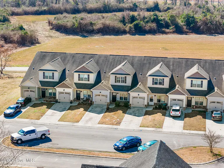 308 Winstead Loop — Photo 49