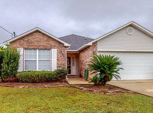 551 Rough Leaf Ln, Mary Esther, FL 32569