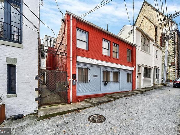 3rd image of 15 E Branch Ln #22