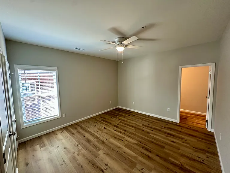 216 Kinniard Rd — Photo 10