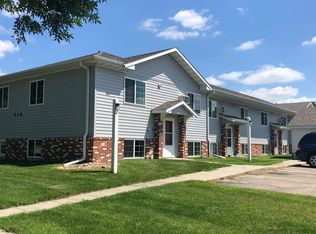 725 6th St #17, Brookings, SD 57006