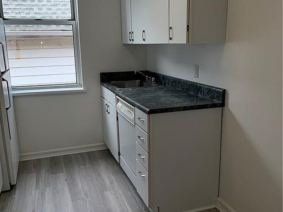 2nd image of 40 Fairview Ave #9