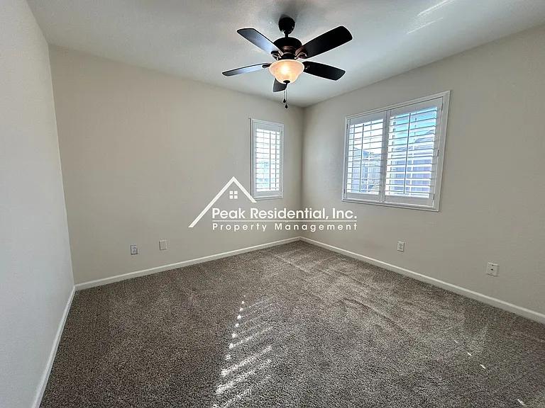 9196 Cortina Cir — Photo 15