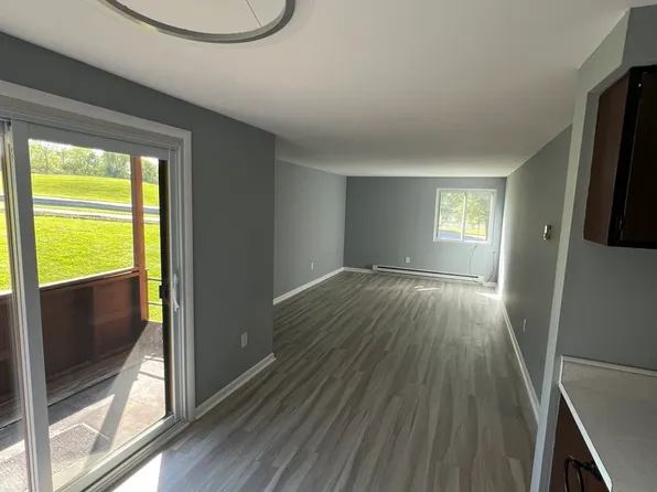 349 Village Blvd N #1, Baldwinsville, NY 13027