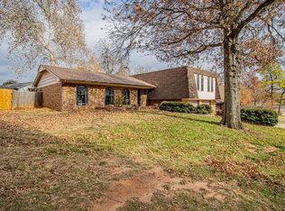 6309 Lansbrook Ln, Oklahoma City, OK 73132
