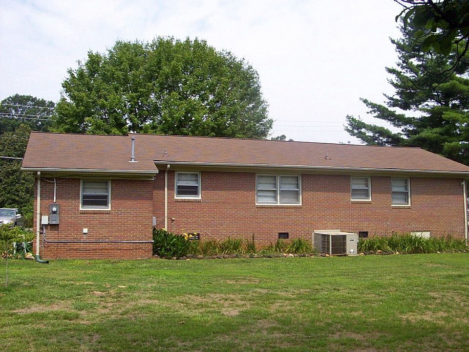 2nd image of 6821 Branson Mill Rd