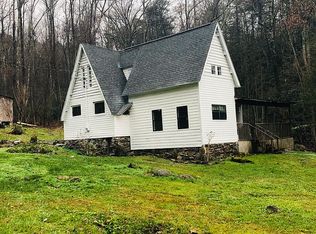 4010 Forest Trail Dr, Sevierville, TN 37876