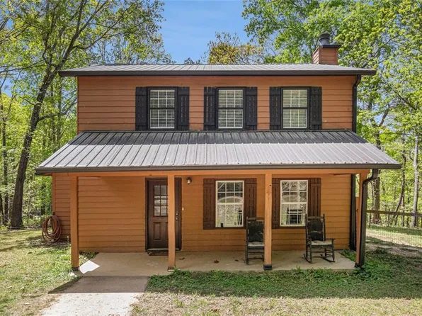 624 Ridge Ln, Maysville, GA 30554