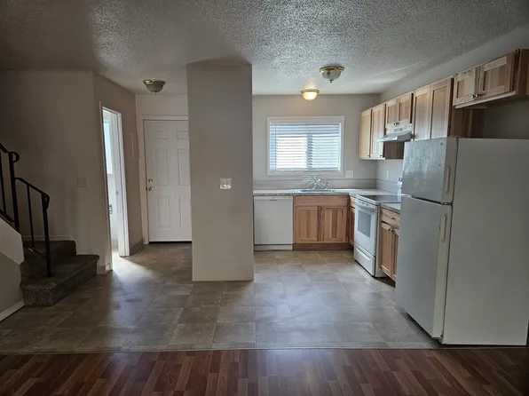 3609 SE 42nd Ave APT 2, Portland, OR 97206