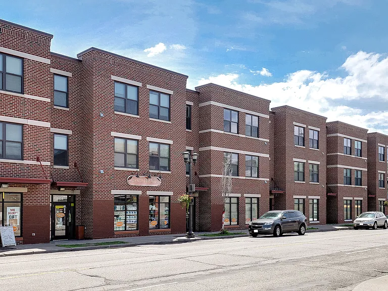 Winnipeg Apartments — Photo 35