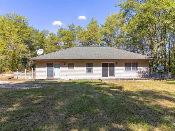 2263 Sutton Rd, Adrian, MI 49221