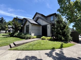 822 SE Bacarra St, Hillsboro, OR 97123