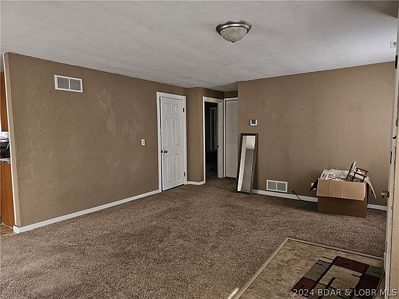 4th image of 513 S Ross St