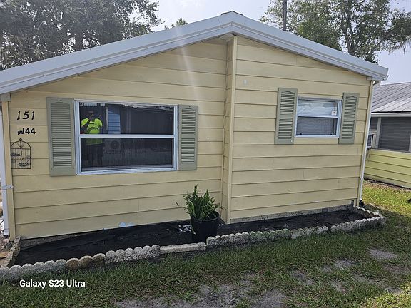 3rd image of 151 Orchid Ln