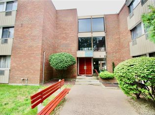 904 High Path Rd #904, Windsor, CT 06095