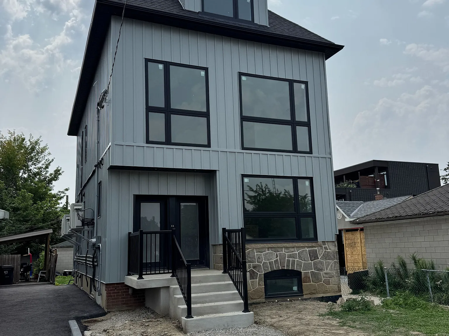 2 bed, $2,800 — Photo 2