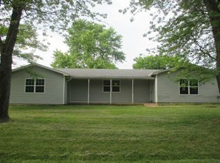 13 Alabama St, Louisburg, MO 65685