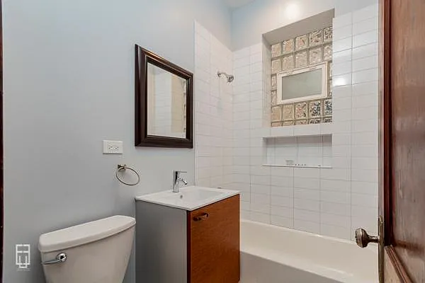 2107 N Spaulding Ave — Photo 12