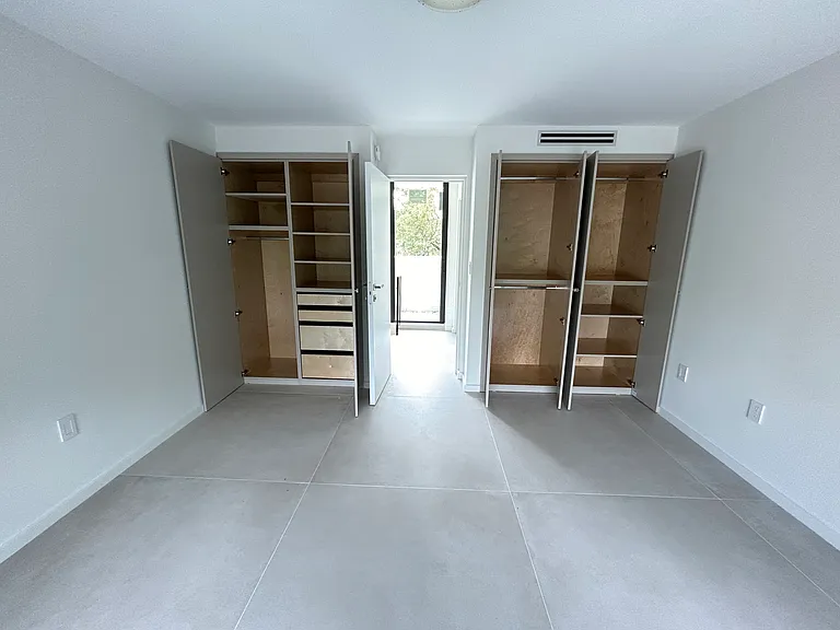 2905 Bird Ave — Photo 23