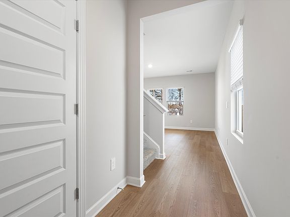 Welcome to the Dallas floorplan at The Village at White Pine.