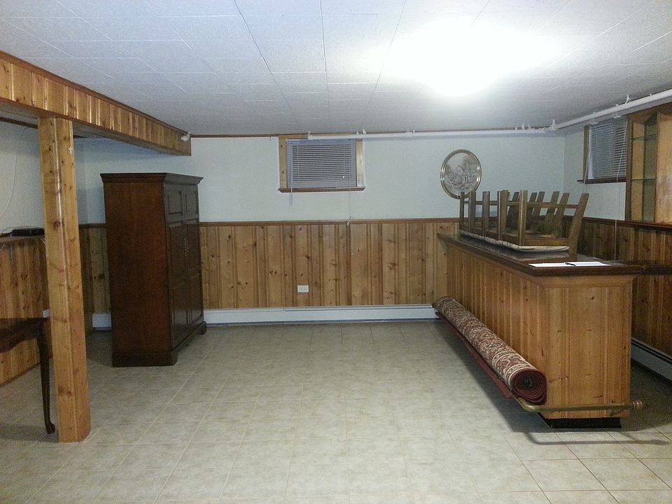 1st image of 75 Wickes Ave