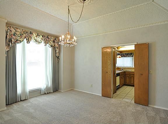 4th image of 2207 Blue Cypress Dr