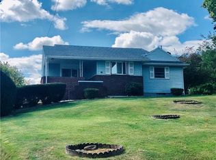 114 Naylor Dr, Belle Vernon, PA 15012