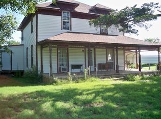 601 W Gauger Ave, Rush Springs, OK 73082