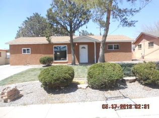 9005 Cordova Ave NE, Albuquerque, NM 87112