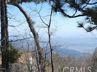 42 Park Dr #B, Running Springs, CA 92382