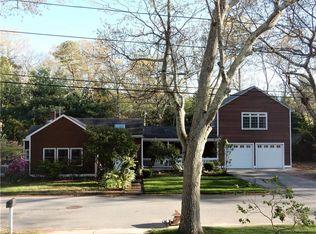 52 Cove Ave, Barrington, RI 02806