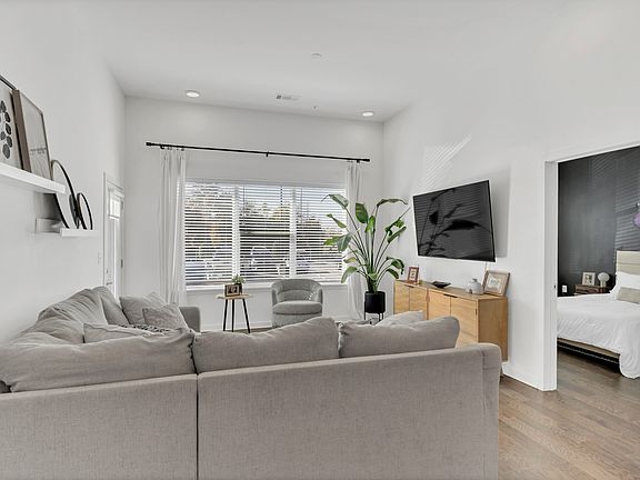 2nd image of 1677 54th Ave N #126