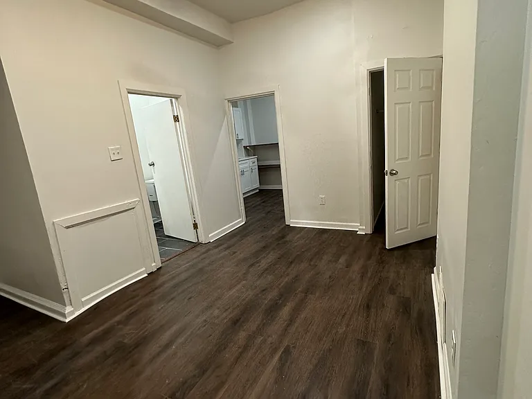 1706 W Allegheny Ave #1 — Photo 3