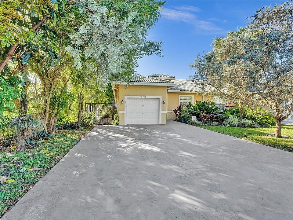 1st image of 8908 NW 40th Street #8908