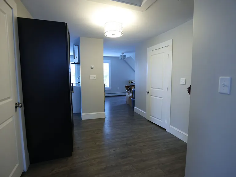 20-22 Lafayette Rd #3 — Photo 11