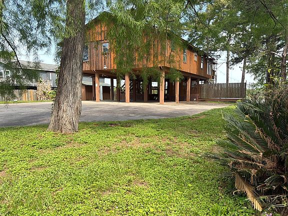 2nd image of 20111 Rio Villa Dr