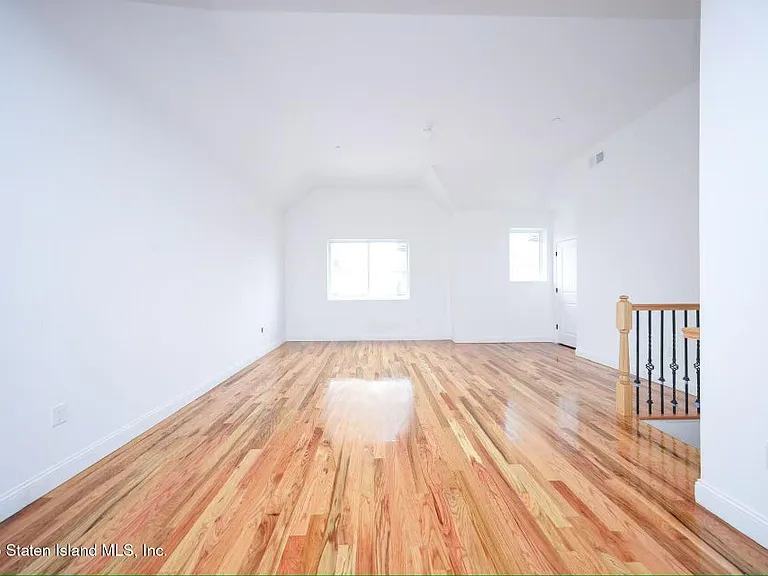 136 Beach St #2 — Photo 7