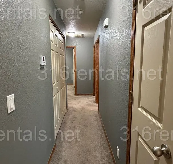 421 E 15th Ave — Photo 6