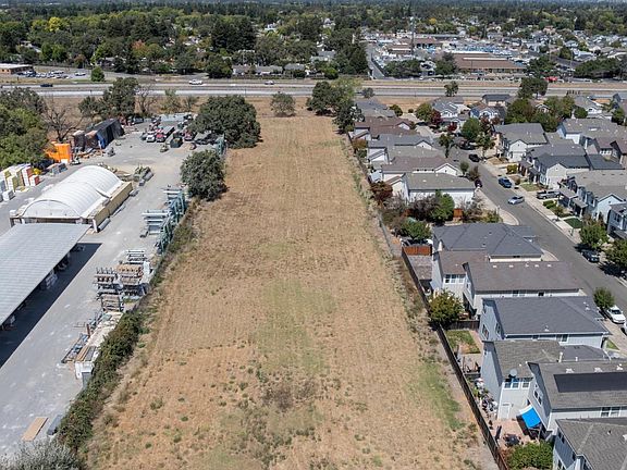 3rd image of 3991 Sebastopol Road