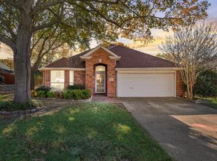 203 Julian Dr, Rockwall, TX 75087
