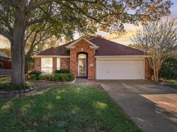 203 Julian Dr, Rockwall, TX 75087