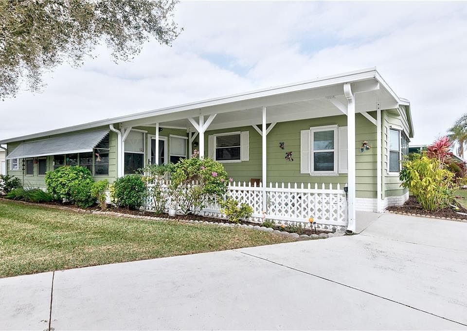 1st image of 842 Wren Cir