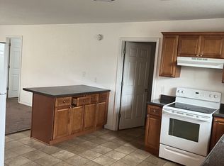 900 Maple Dr #9B, Vidalia, GA 30474