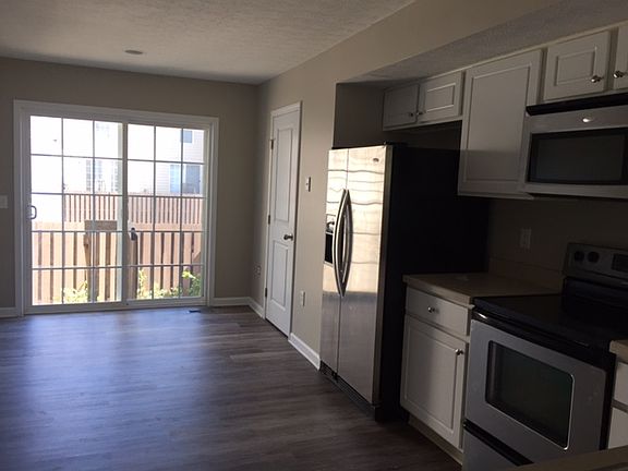 2nd image of 6256 Kingbird Dr