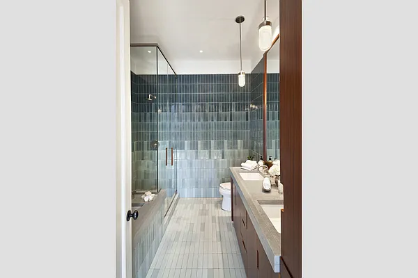 Sold by Stribling | media 15