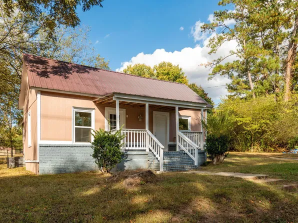 604 McLemore St, La Fayette, GA 30728