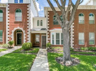 309 Legends Dr, Lewisville, TX 75057