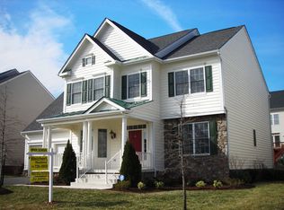 22897 Ashton Woods Dr, Ashburn, VA 20148