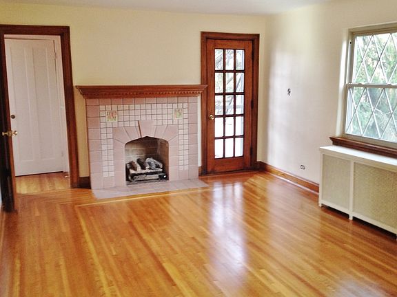 3rd image of 3233 Griest Ave